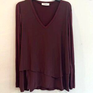 Lola & Sophie mixed media v neck Burgundy Pullover Blouse  Size Large